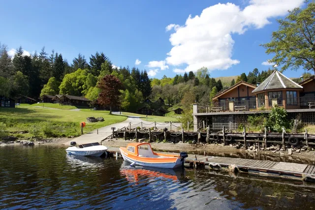 Loch Tay Highland Lodges & Glamping Park
