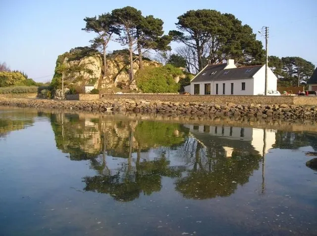 Maison Gite les Pieds dans l'eau à Bugueles Bretagne