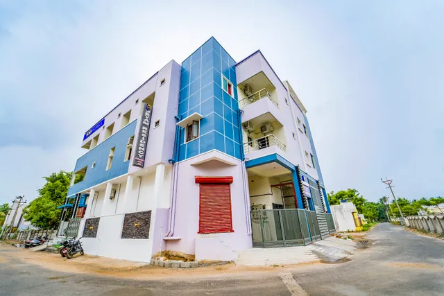 FabHotel JR Residency - Hotel in Mahalakshmi Nagar, Pondicherry