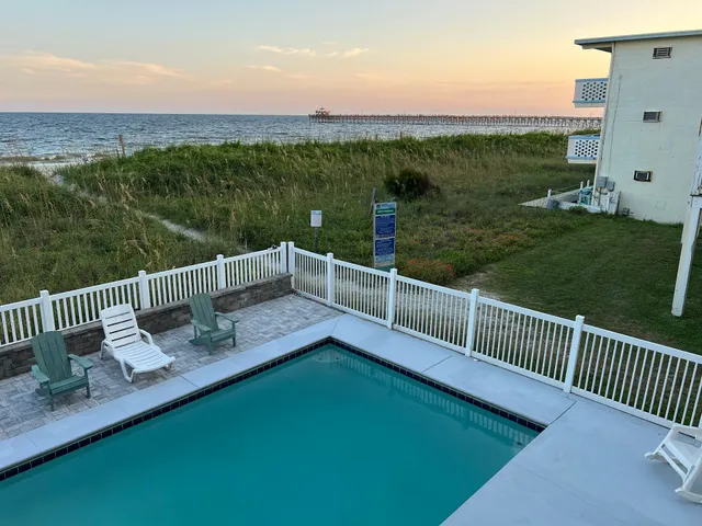 Elliott Beach Rentals