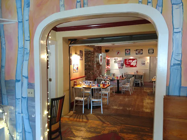 Moat Mountain Smokehouse & Brewing Co.