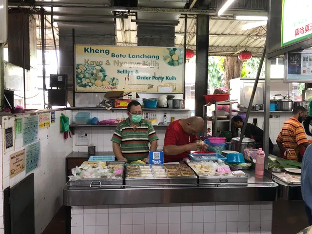 Kheng Kaya and Nonya Kuih @ Batu Lanchang Market