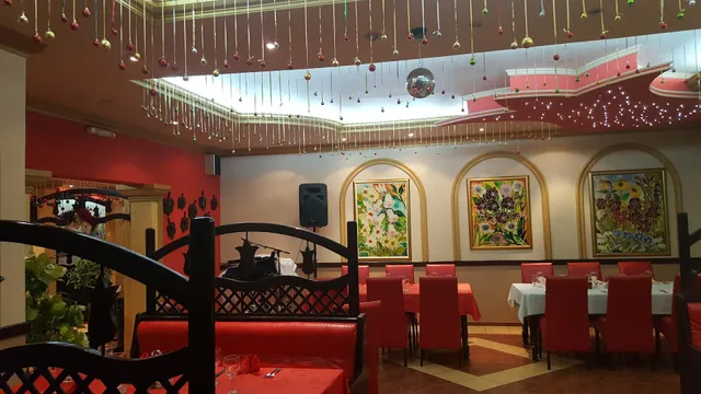 VINSKI DVOR RESTAURANT AND ROOMS