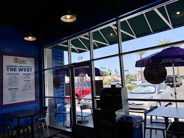 Ike's Love & Sandwiches