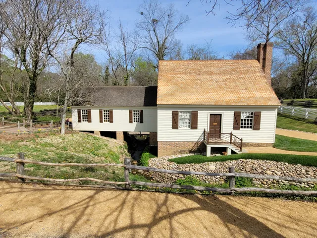 Colonial Williamsburg Cabinetmaker