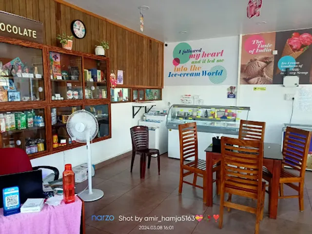 Amul Franchisee Parlour - Cherai Beach Gateway Turf