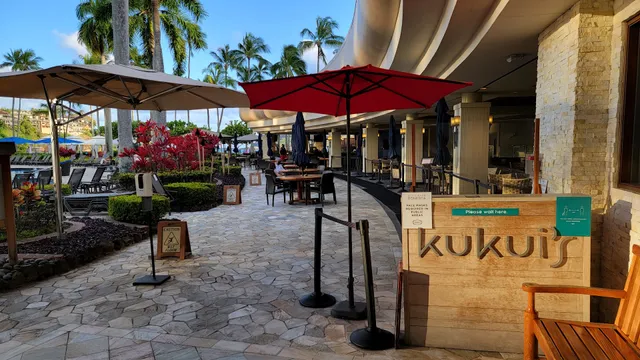 Kukui's (and Kai's Bar) on Kalapaki Beach