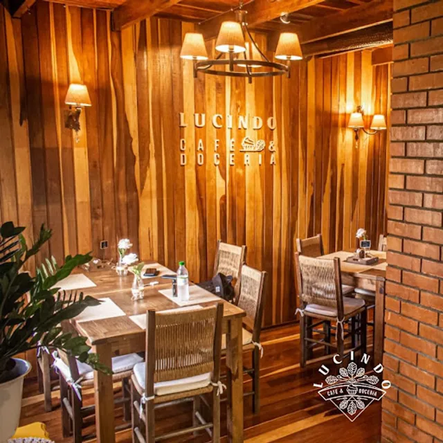 Lucindo Café e Doceria