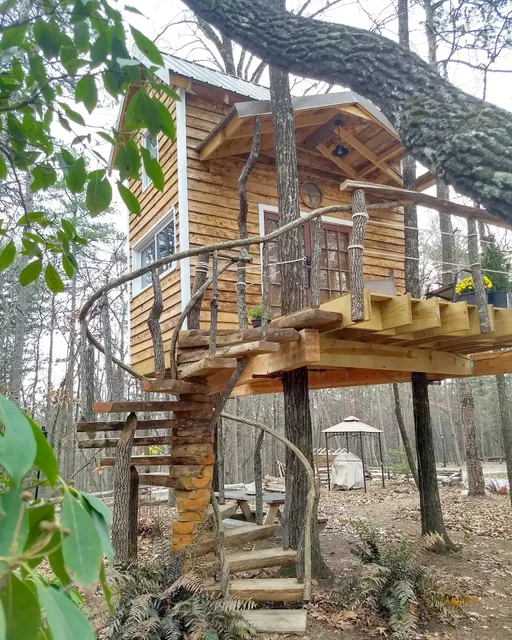 Jocassee Treehouse