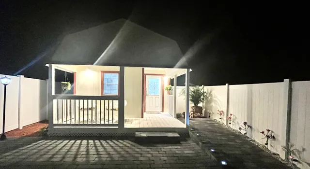 The Tiny Cottage in The Springs