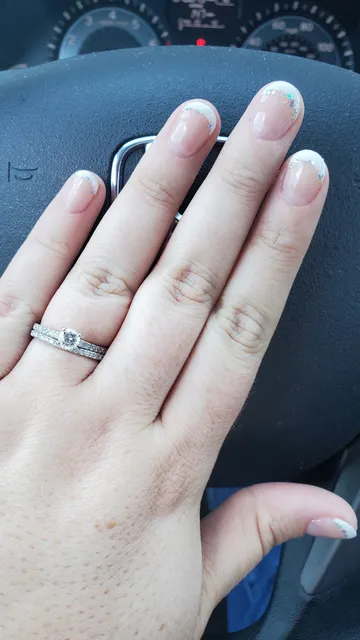 Guys & Gals Hairstyles