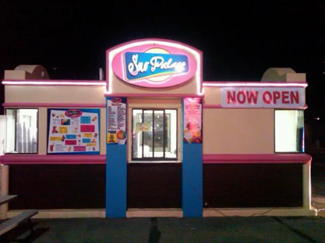 Doggos - Tacos Burritos Juarez Hot Dogs Tortas