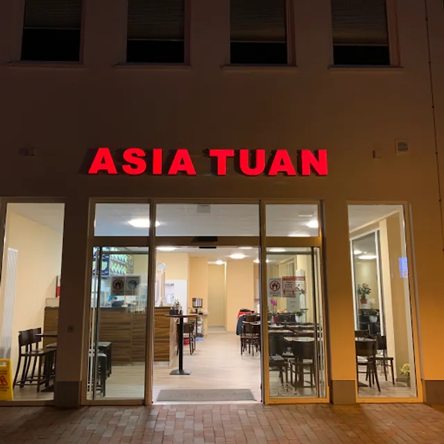 Asia Tuan