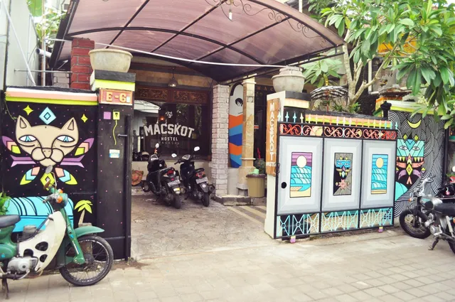 macskot hostel bali