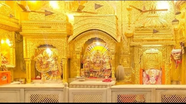Pracheen Hanuman Mandir, Connaught Place