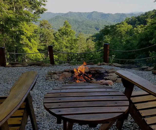 NC Mountains Realty & Vacation Cabins