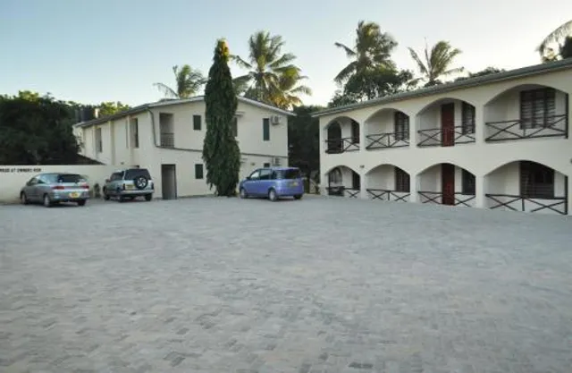 Marura Holiday Resort & Hotel & Apartment