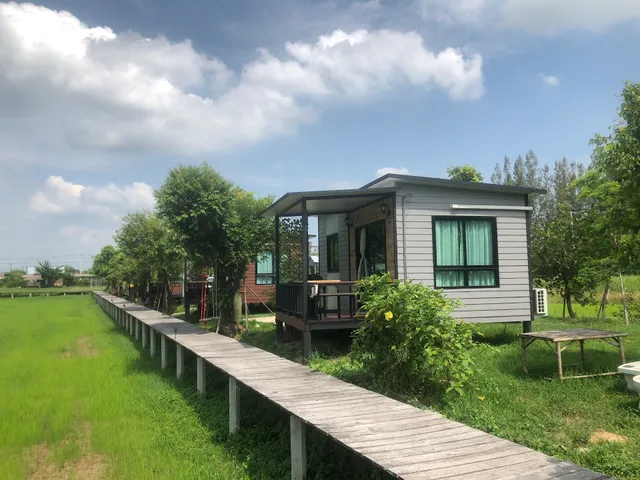 นครนา-รีสอร์ท