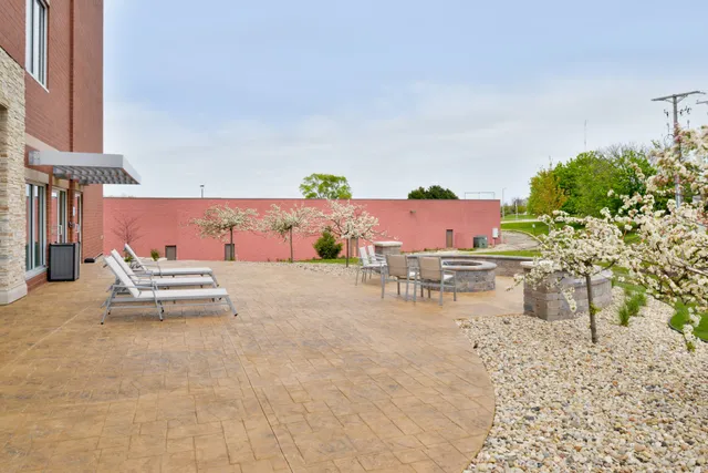 Holiday Inn Express & Suites Madison by IHG