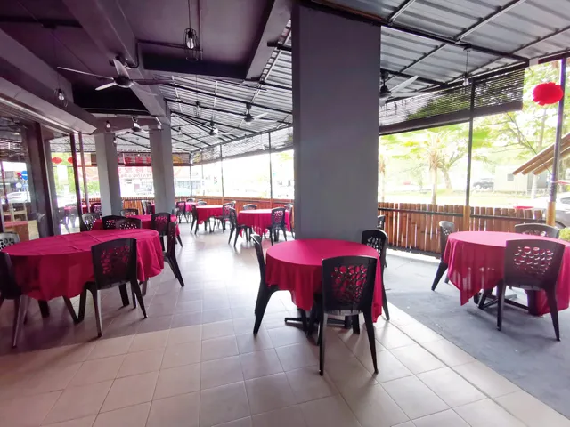 Kaki Laut Seafood Restaurant