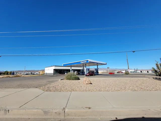 Woody's #138 (Chevron)