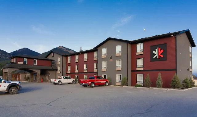The Kanata Invermere Hotel