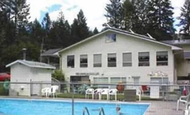 Totem Motel & Resort