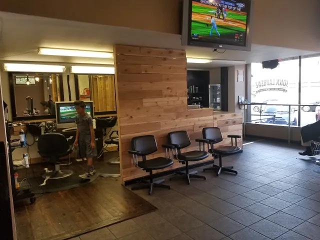 The Good Wolf Barber Co.