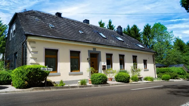 Alte Schule Elchweiler/Schmissberg Fewo "Achat"