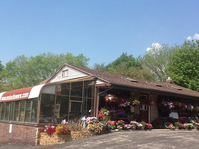 Moles Flower & Gift Shop