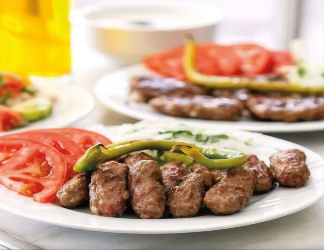 Kemal Usta Inegöl Köfte