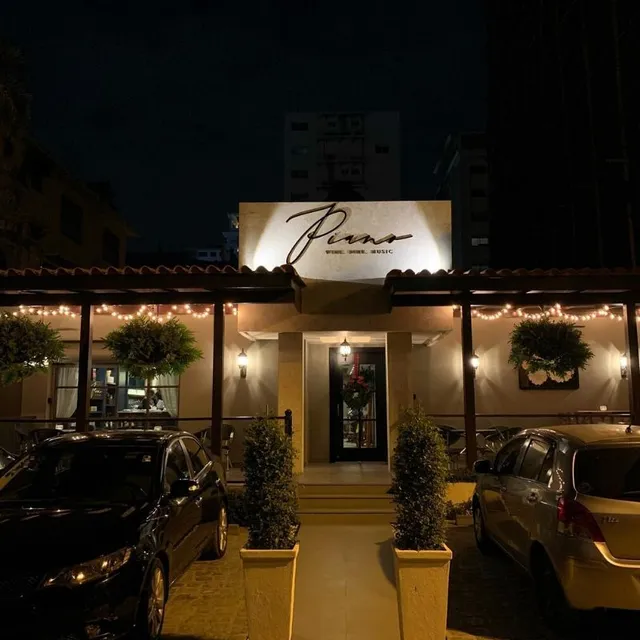 Piano Wine Dine Music