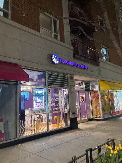 Insomnia Cookies