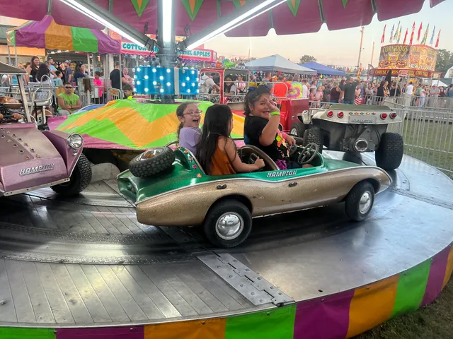 Waushara County Fairgrounds-Kiwanis Beer Stand