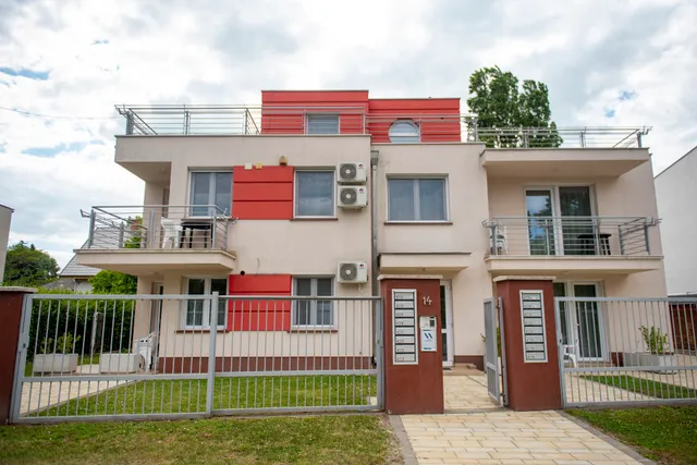 Veritas Apartmanház