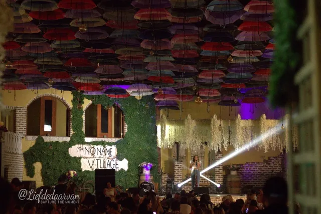 The No Name Bar & Family Restaurant