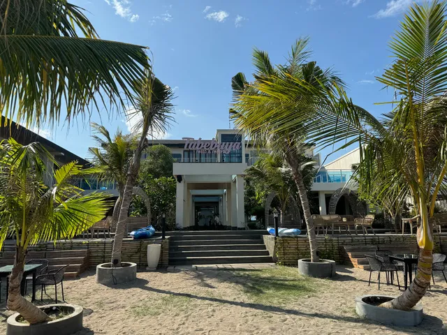 Tabebuya Resto & Resort