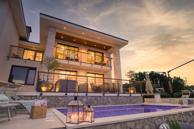 Vila Marconica by Contessa Villas agency