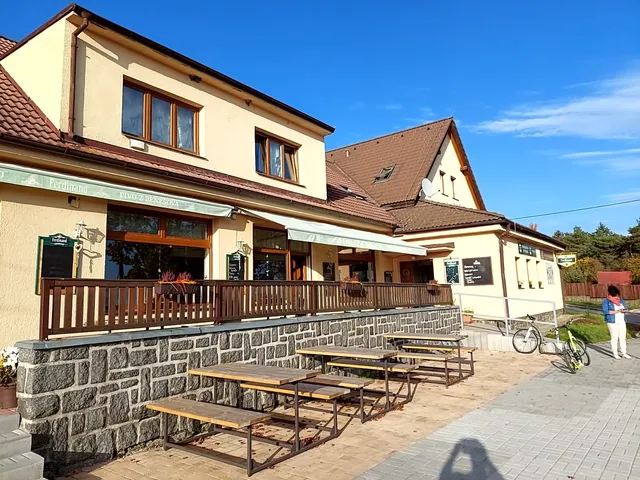 Hotel a Restaurace Ostředek