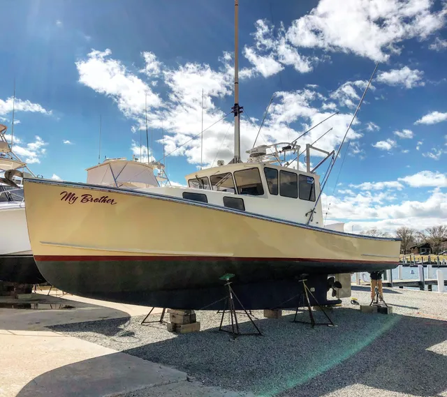 Cape Cod Boatworks | Boat Detailing