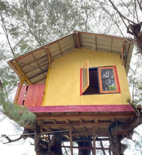 Sunrise House Beach Cemara