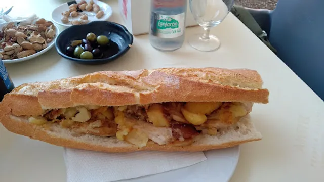 Restaurante los Olmos Scv