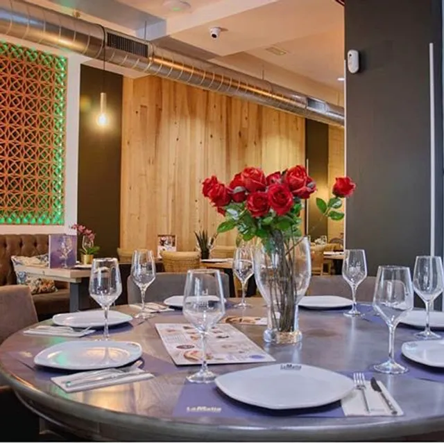 La Mafia se sienta a la mesa