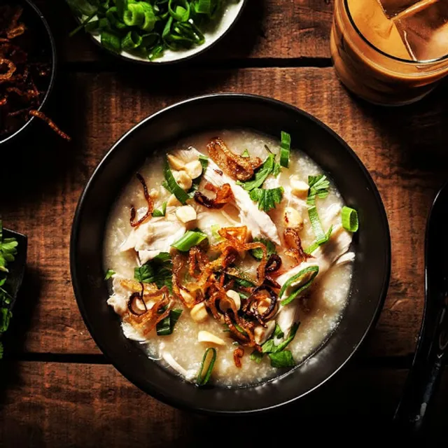 BUBUR AYAM IDOLA CAWANG