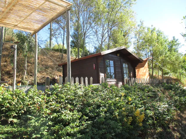 Victor Nunes dos Santos - Turismo no Espaço Rural- Alojamento Local "Bungalow A Choupana"