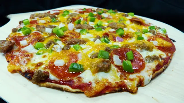 Eaton's Fresh Pizza - Hickory Street