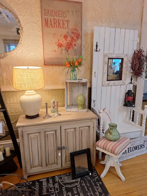 Eclectic Finds at The Bismarck