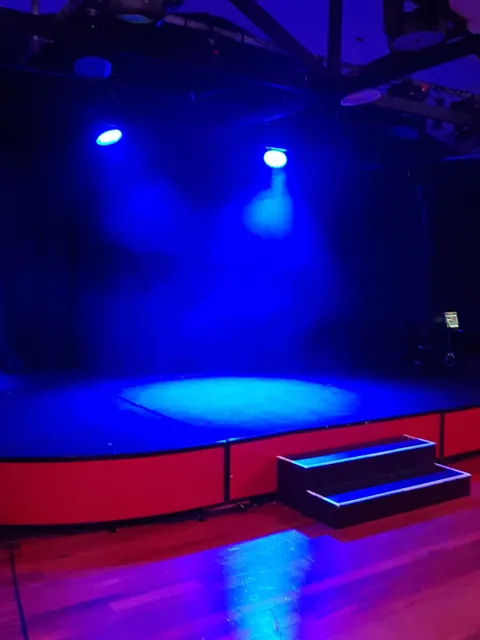 North Shore Music Theatre