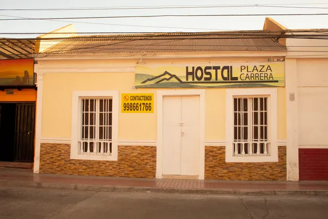 Hostal Plaza Carrera