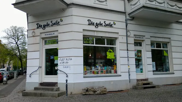 The good side - Bookstore at Richardplatz